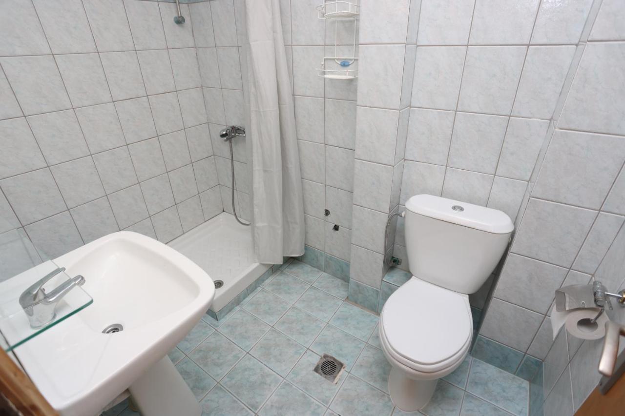 Spanos Apartments Anna'S Lodge Полихроно Екстериор снимка