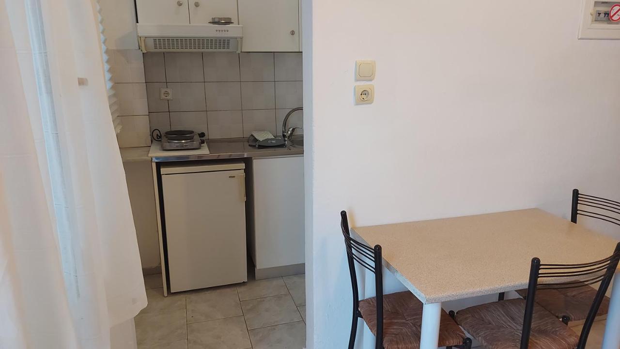 Spanos Apartments Anna'S Lodge Полихроно Екстериор снимка