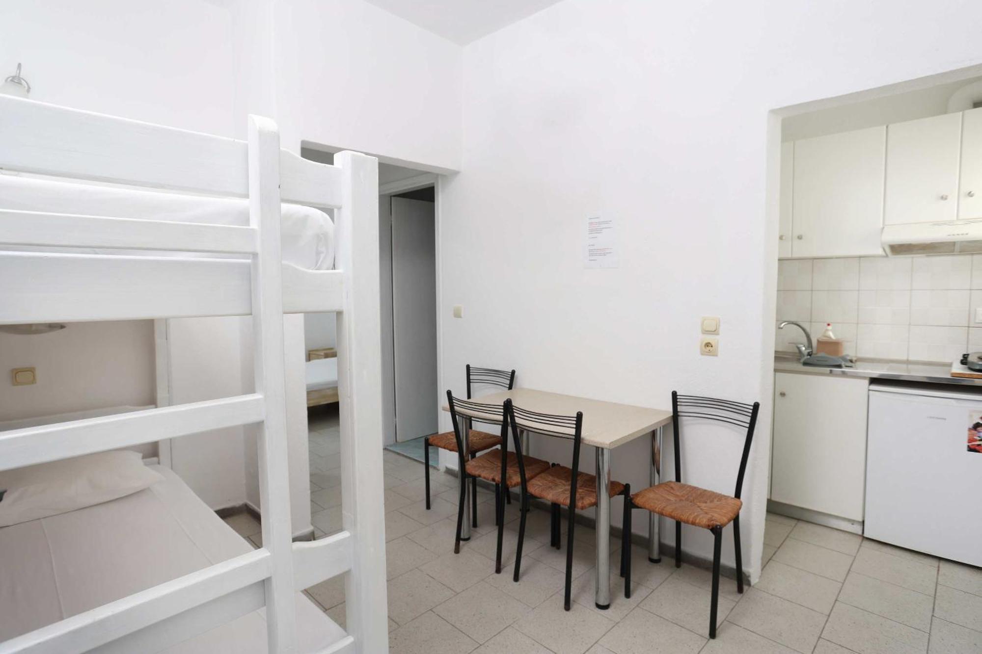 Spanos Apartments Anna'S Lodge Полихроно Екстериор снимка